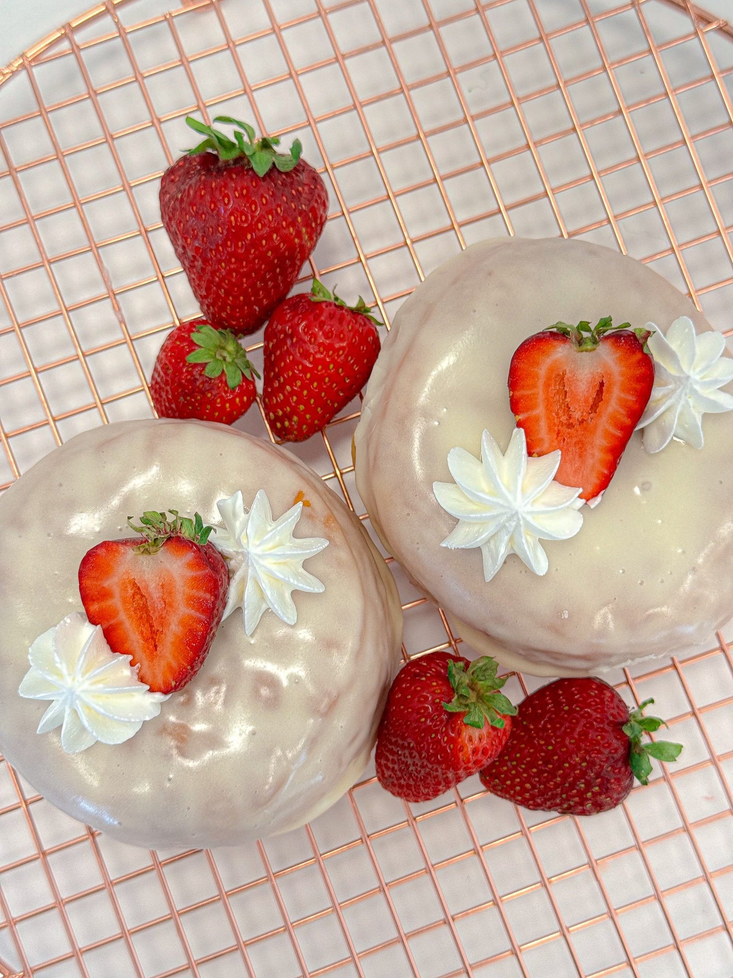 PRE-ORDER Heeman's Strawberry Sundae Donut (BOX OF 4)